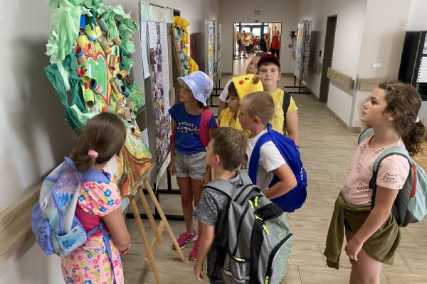 V janovickém Domově Clementas je k vidění výstava, kterou tvořili i ležící klienti  V janovickém Domově Clementas je k vidění výstava, kterou tvořili i ležící klienti