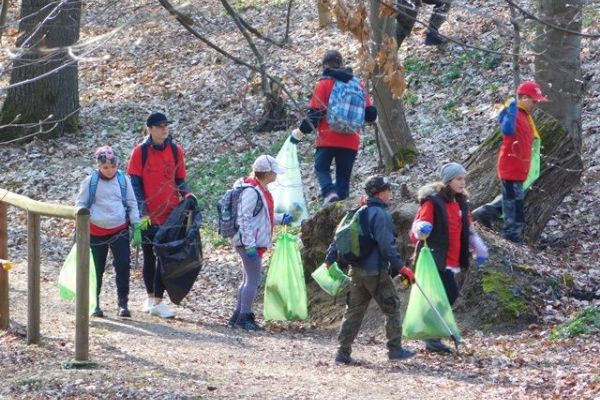 Ukliďme Česko, ukliďme Cheb Ukliďme Česko, ukliďme Cheb