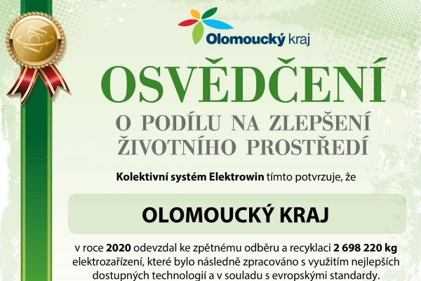 Má to smysl. Tříděním odpadu ušetřili lidé ropu, CO2 a kuchyňské myčky Má to smysl. Tříděním odpadu ušetřili lidé ropu, CO2 a kuchyňské myčky
