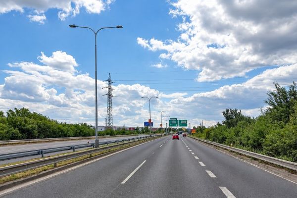 Cínoveckou ve směru do centra čeká oprava. Práce na 4,3 kilometru dlouhém úseku potrvají do 10. prosince