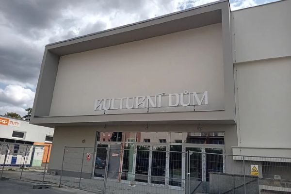 Stříbro opravuje kulturní dům. Hlavní sál a technologie budou hotové do konce letošního roku