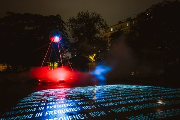 Signal Festival od 15. října rozsvítí Prahu. Nabídne 21 instalací, lasery na Vltavě i novou trasu v Dejvicích