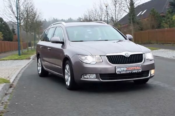 Video: Škoda Superb kombi 2.0 TDI