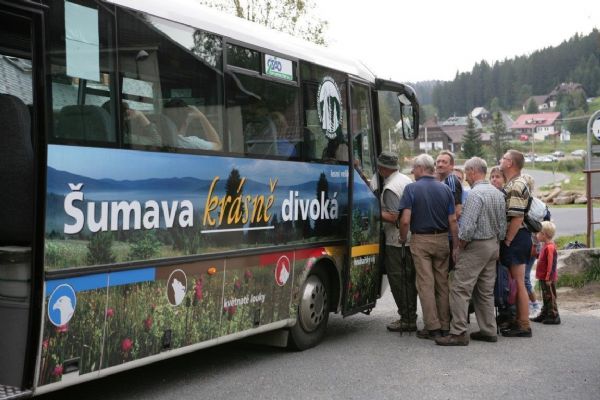 Na Šumavě i letos vyjedou Zelené autobusy