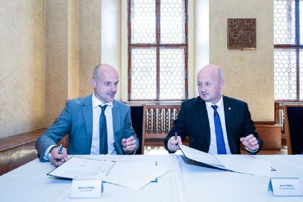 Plzeň podpoří triatlonovou a házenkářskou akademii
