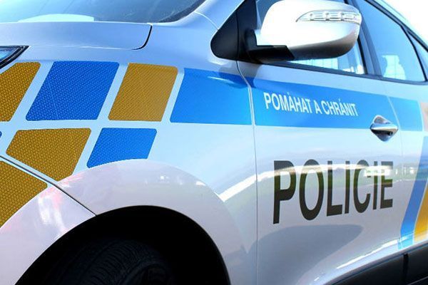 Policisté poskytli první pomoc