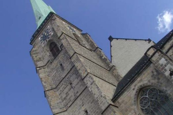 Bartoloměj zhasne. Plzeň se v sobotu zapojí do Hodiny Země