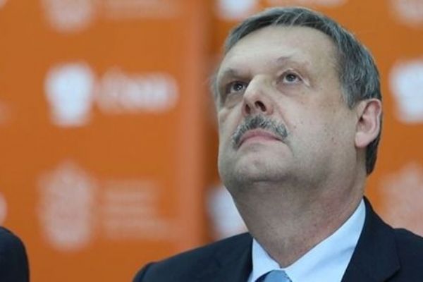 Dienstbier a Votava opouštějí ČSSD