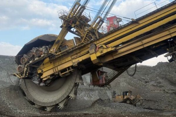 Drahý plyn vrací do hry uhlí. Těžba na Sokolovsku má letos stoupnout až o půl milionu tun