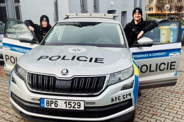 Drama v Bukovci - požár sklepa, evakuace a hrozba výbuchu