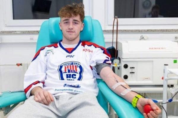 HC Klatovy vyzvalo k darování krve příkladem, přivedli 70 nových prvodárců