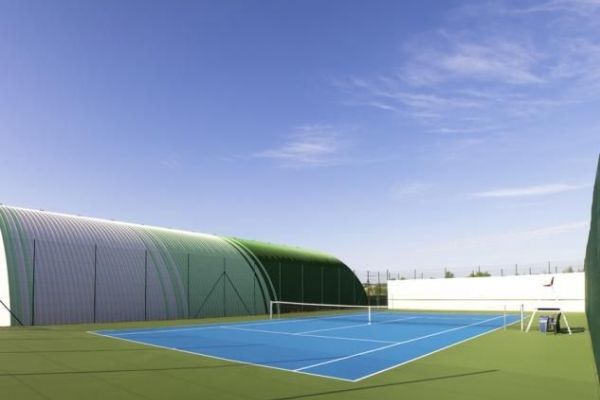 Město Dobřany koupilo tenisový areál od soukromníka, zaplatí 60 milionů