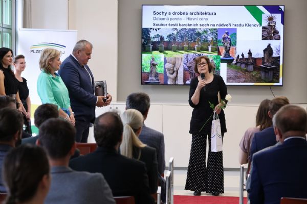 Ocenění Památka Plzeňského kraje 2O24 získal kostel v Kralovicích a sochy z Klenové