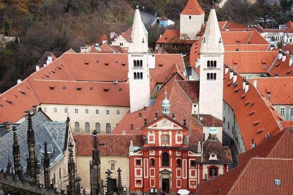 Renovace kláštera sv. Jiří na Hradě má zelenou