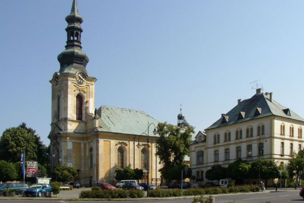 Varnsdorf mění centrální náměstí: Z parkoviště na trhy a akce