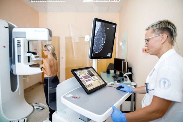 VZP v Jihočeském kraji zjednoduší preventivní mamografii bez žádanky