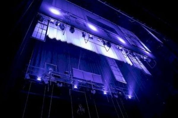 Nové divadlo v Plzni zve do zákulisí. Prohlídky ukážou techniku i skrytá místa