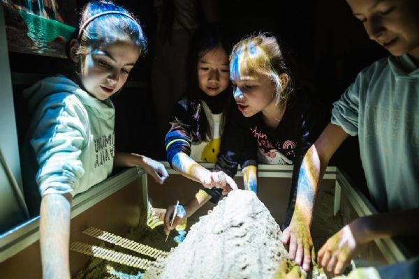 Noc vědců v Plzni - odkryjte poklady vědy