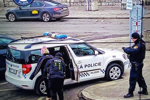 Strážníci v Plzni na nádraží našli další uprchlou dívku z dětského domova