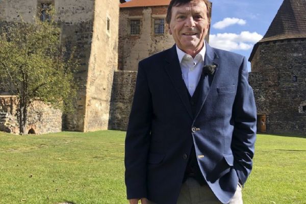 Trávníček se vrací na Švihov. V kulisách Popelky bude vzpomínat na slavnou pohádku