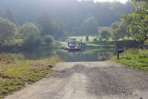 Uzavřený přívoz v Darové prodlouží cestu až o 25 km. Omezení platí do konce března