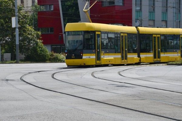 V centru Plzně začala výměna tramvajových kolejí U Jána