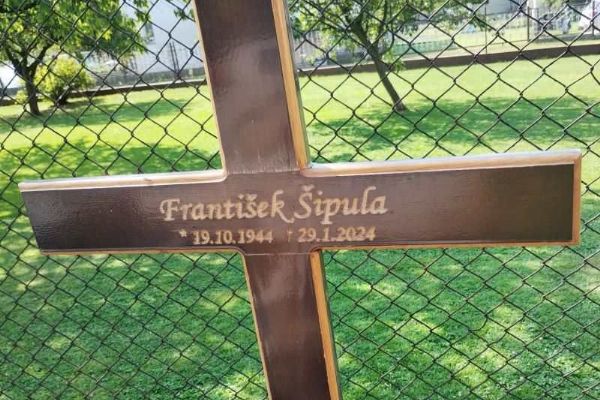 V Olomouckém kraji stoupá počet sociálních pohřbů, obce hledají řešení