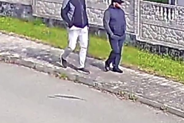 V Třemošné ukradli šperky za 56 tisíc, policie hledá svědky
