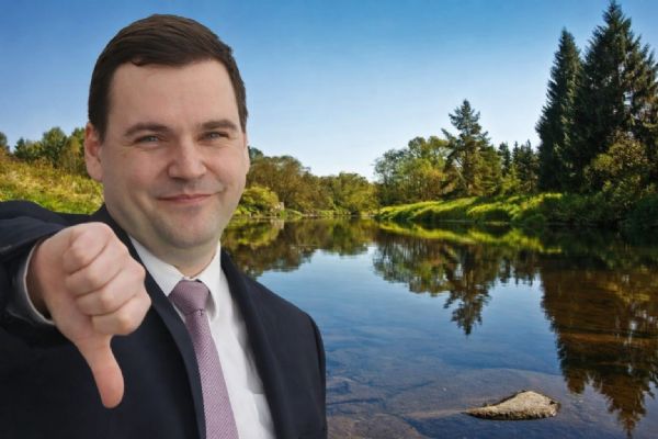 Vláda škrtá peníze národním parkům, nejvíc to odnesou Šumava a Krkonoše