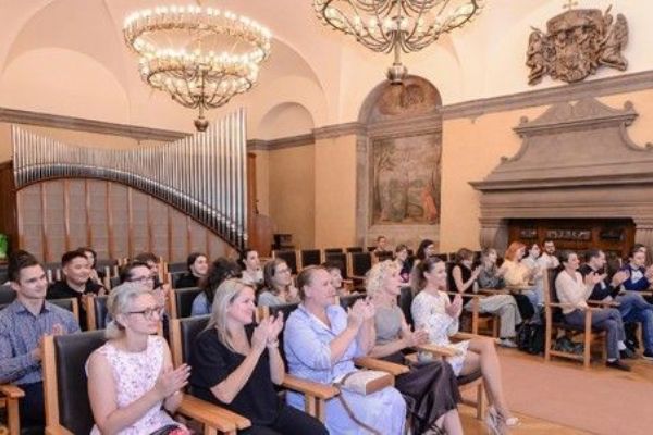 Zahraniční studenti zahájili letní školu v Plzni