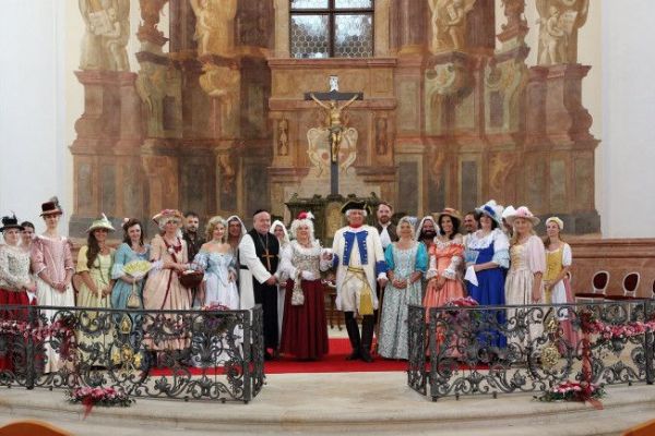 Zažijte baroko - festival láká na tanec a historické zážitky