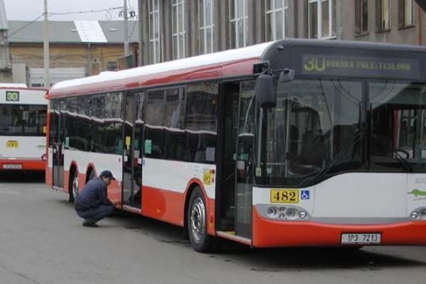 Správa veřejného statku zajistí opravu nádrže v Bukovci i úpravu točny autobusů