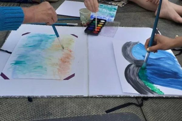 Arteterapie bez obav a zdarma. Plzeňský Eukalyptus otevře dveře dospělým