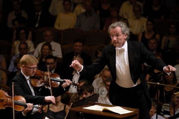 Česká filharmonie představuje 126. sezonu