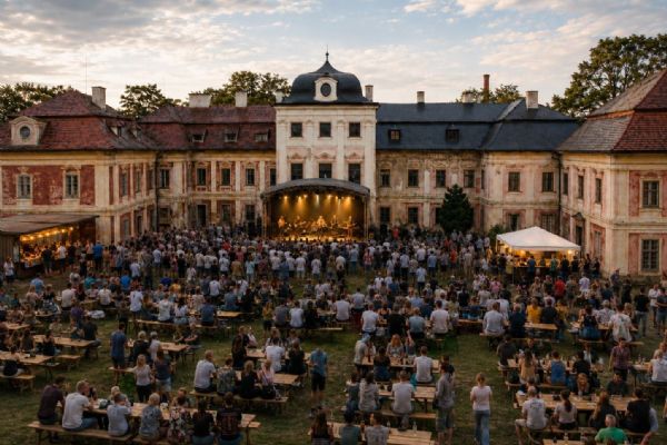 20. června zahřmí zámek v Dolní Lukavici. REGIONPLZEN.CZ oslaví 25 let s vámi