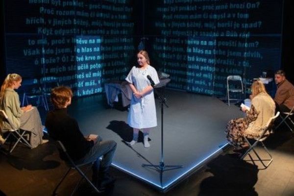 Česká premiéra hry Vtip rozehraje černý humor na Malé scéně v Plzni