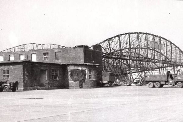 Dějiny letectví v Plzni - povídání o architektuře a létání