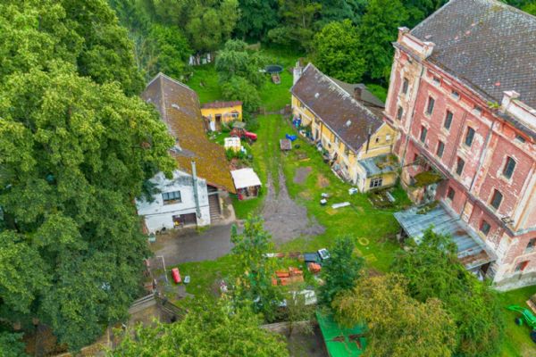 Historický Červený mlýn na prodej - unikátní investice za 30 milionů