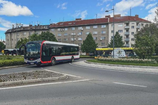 Olomouc: Jízdné MHD zdraží, SMS jízdenka na 27 Kč