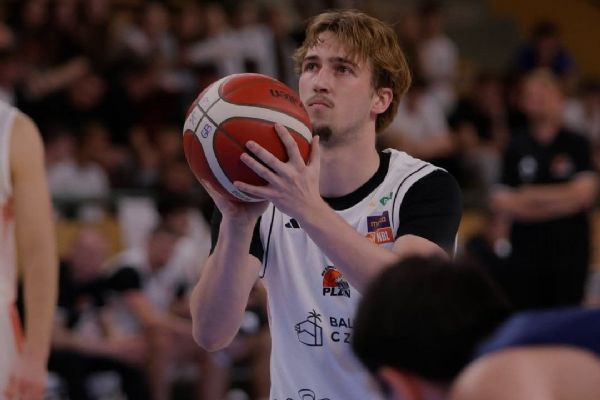 Plzeň se po 14 letech vrátila do NBL. Domácí premiéra končí porážkou 79:109 s Děčínem