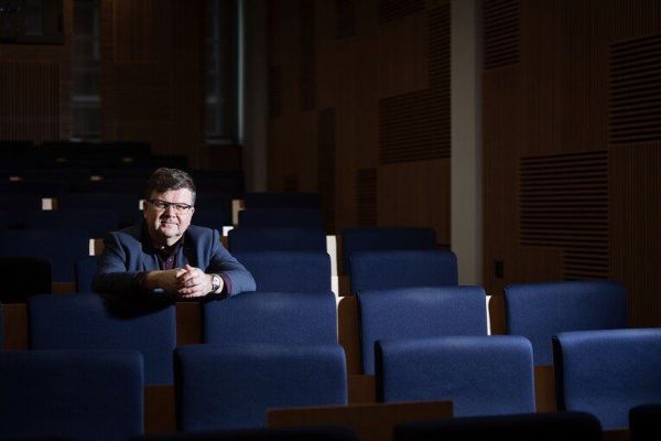 Plzeňský kraj ztrácí vzdělané lidi. Rektor ZČU varuje před nedostatkem peněz
