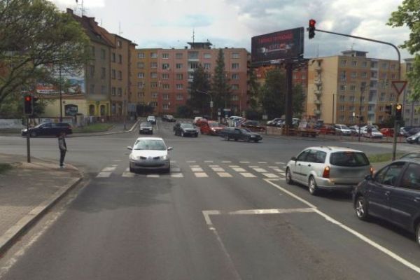 Cheb: Řidiči pozor! Zítra budou mimo provoz semafory na křižovatce Pivovarská x Evropská