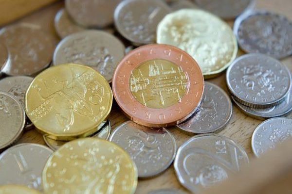 Karlovy Vary: Odcizili mince z vysávacího zařízení