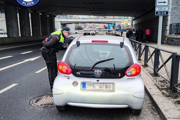 Bez řidičáku v zákazu vjezdu, teď mu hrozí vězení