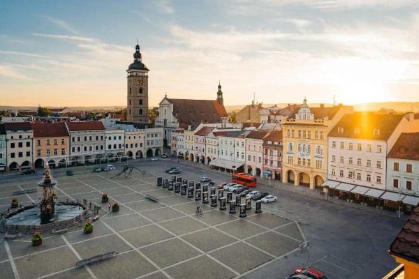 Budějovice slaví 760 let: Největší obraz ČR ozdobí náměstí