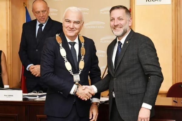 Bývalý hejtman Špoták končí v čele kontrolního výboru Plzeňského kraje