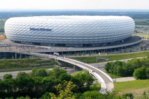 České kluby bodují v Evropě a jsou blízko postupu