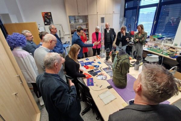 Chytré textilie ze ZČU míří do praxe