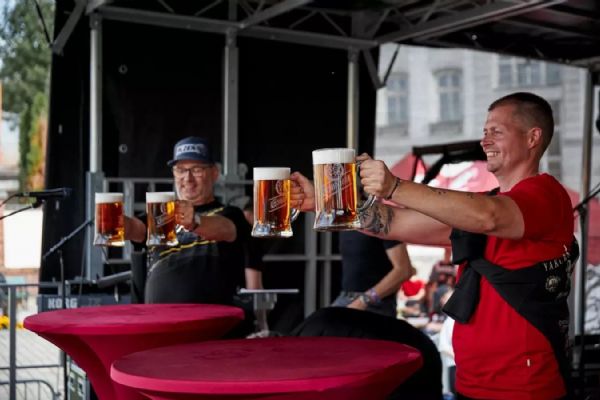 Gambrinus Rock Fest se vrací do Plzně. Čekají čtyři koncerty, pivo i škola čepování