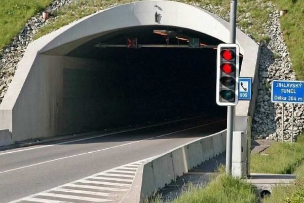Jihlava: Letní uzavírka tunelu, druhý tunel v úvahách